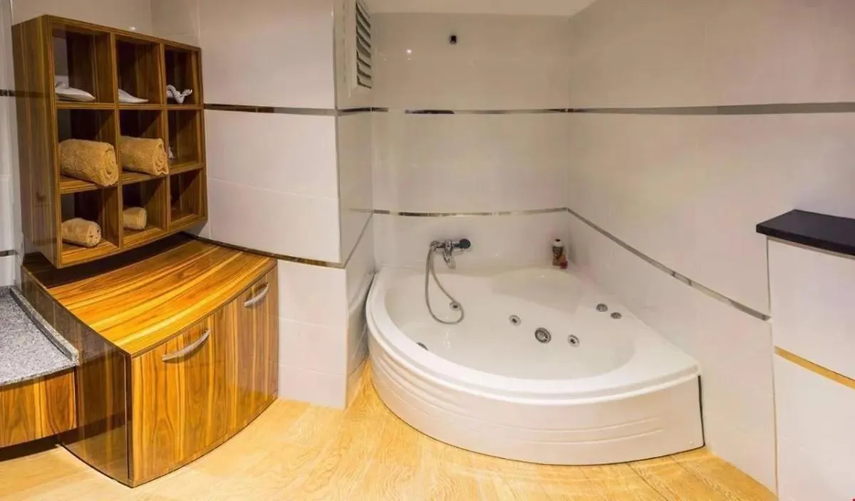 Smyrna Homes & Suits Izmir Aparthotel